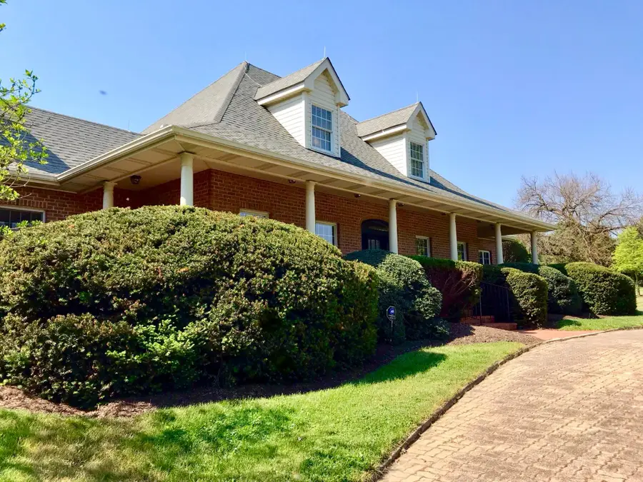 156 Uvilla Estates Dr, Shenandoah Junction, WV 25442 - #2