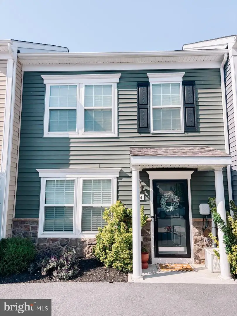604 Thumper Dr, Ranson, WV 25438 - #1