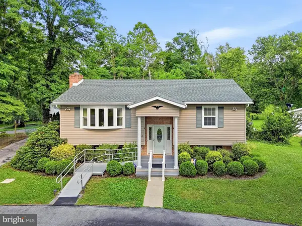 781 Tuscawilla Dr, CHARLES TOWN, WV 25414