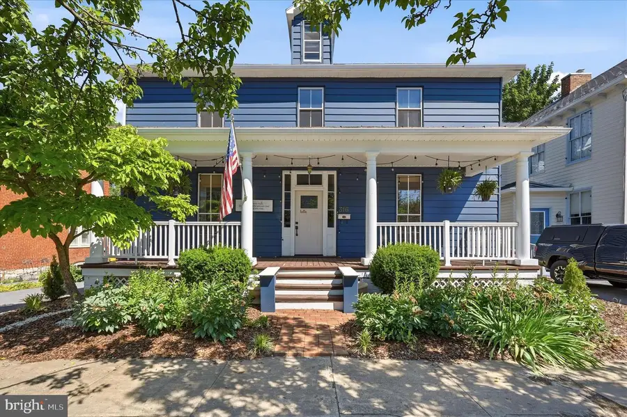 316 E Washington St, Charles Town, WV 25414 - #3