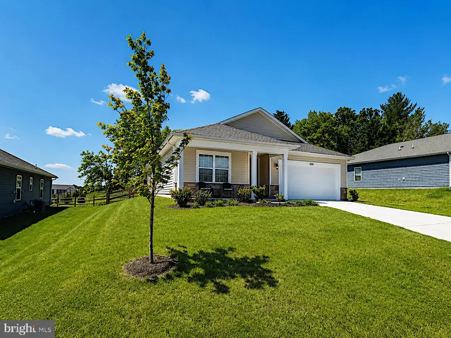 114 Gatehouse Pl, Charles Town, WV 25414 - #3