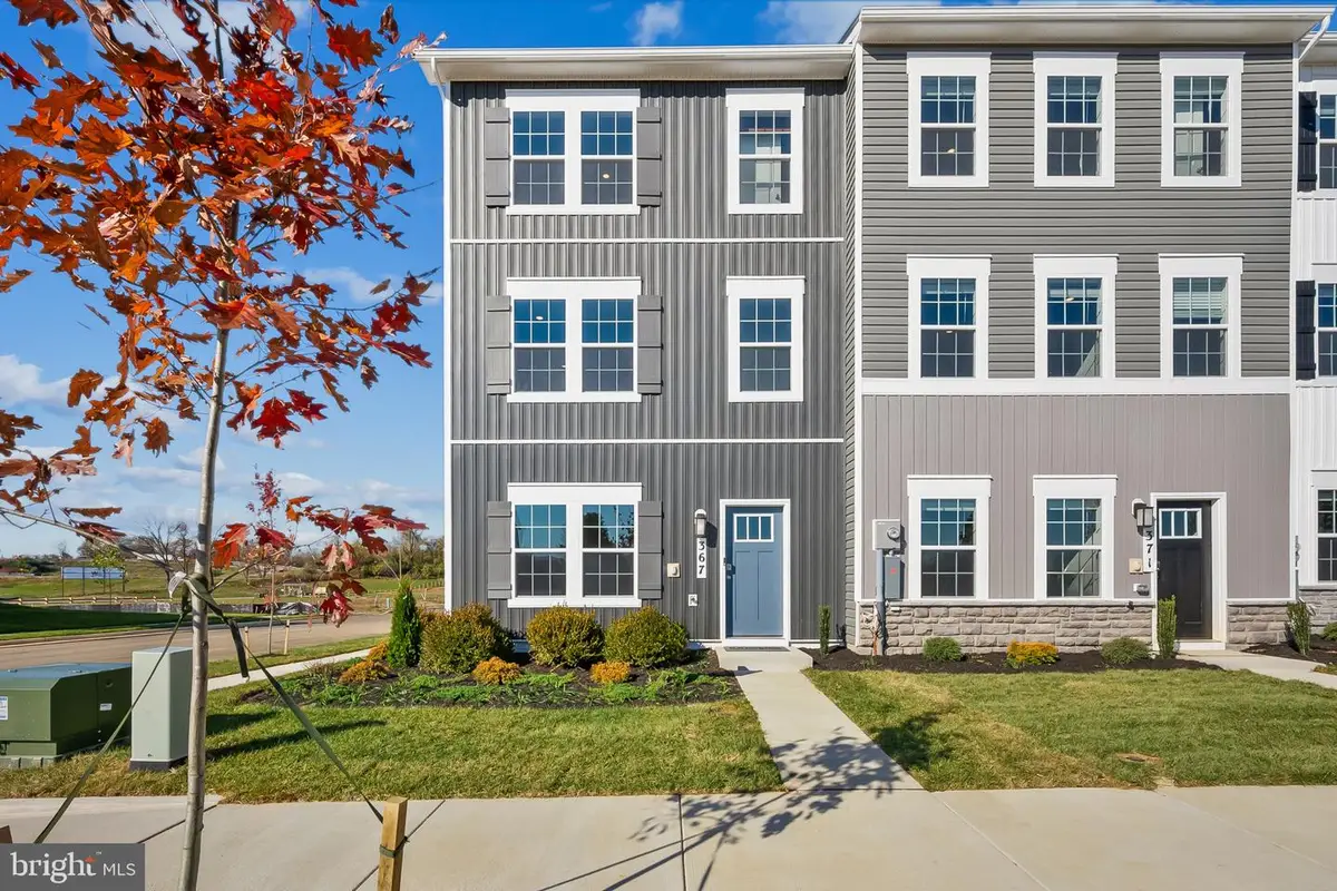 15 Aloma St, Charles Town, WV 25414 - #1