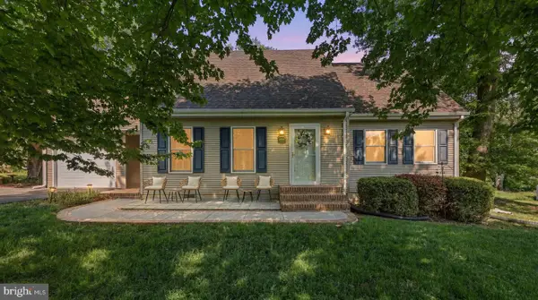 112 Valley Ct, SHEPHERDSTOWN, WV 25443