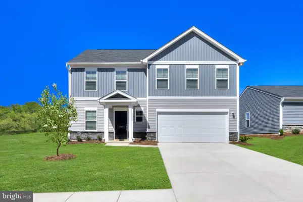 35 Fortuna Rd, CHARLES TOWN, WV 25414
