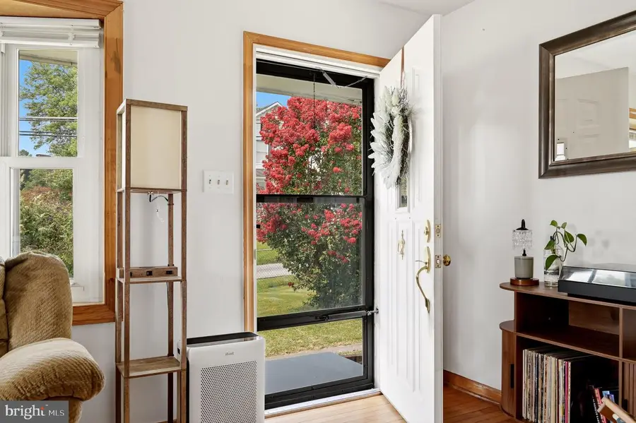 242 Polk St, Harpers Ferry, WV 25425 - #3