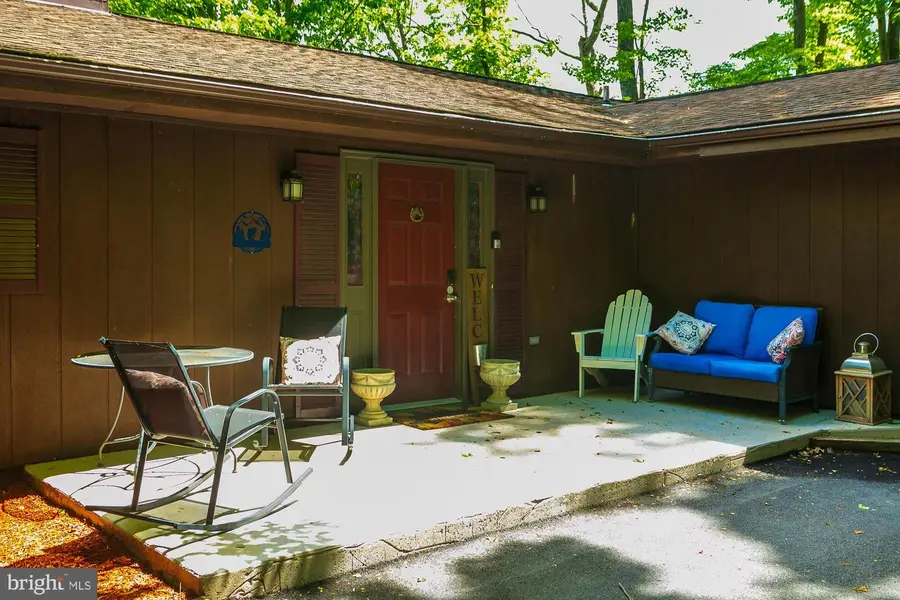87 Lakeside Dr, Harpers Ferry, WV 25425 - #3