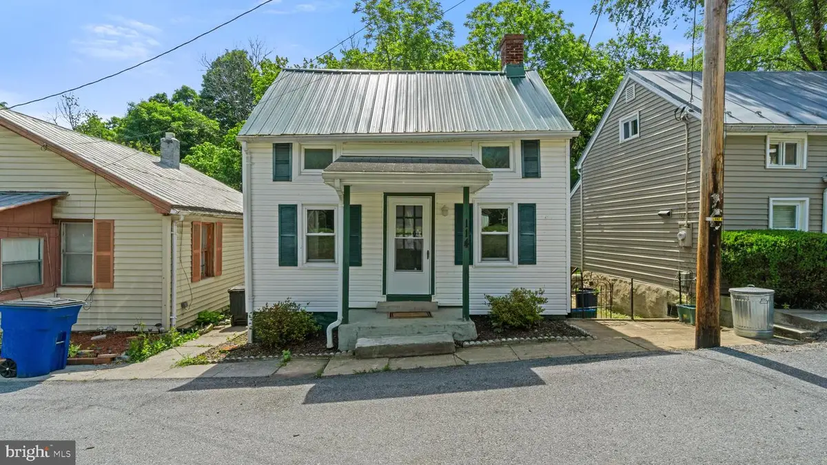 114 College St, Shepherdstown, WV 25443 - #1