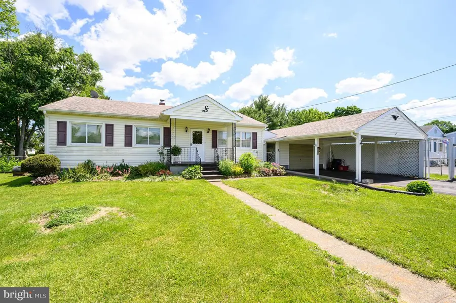 607 East Hunter Street, Charles Town, WV 25414 - #2