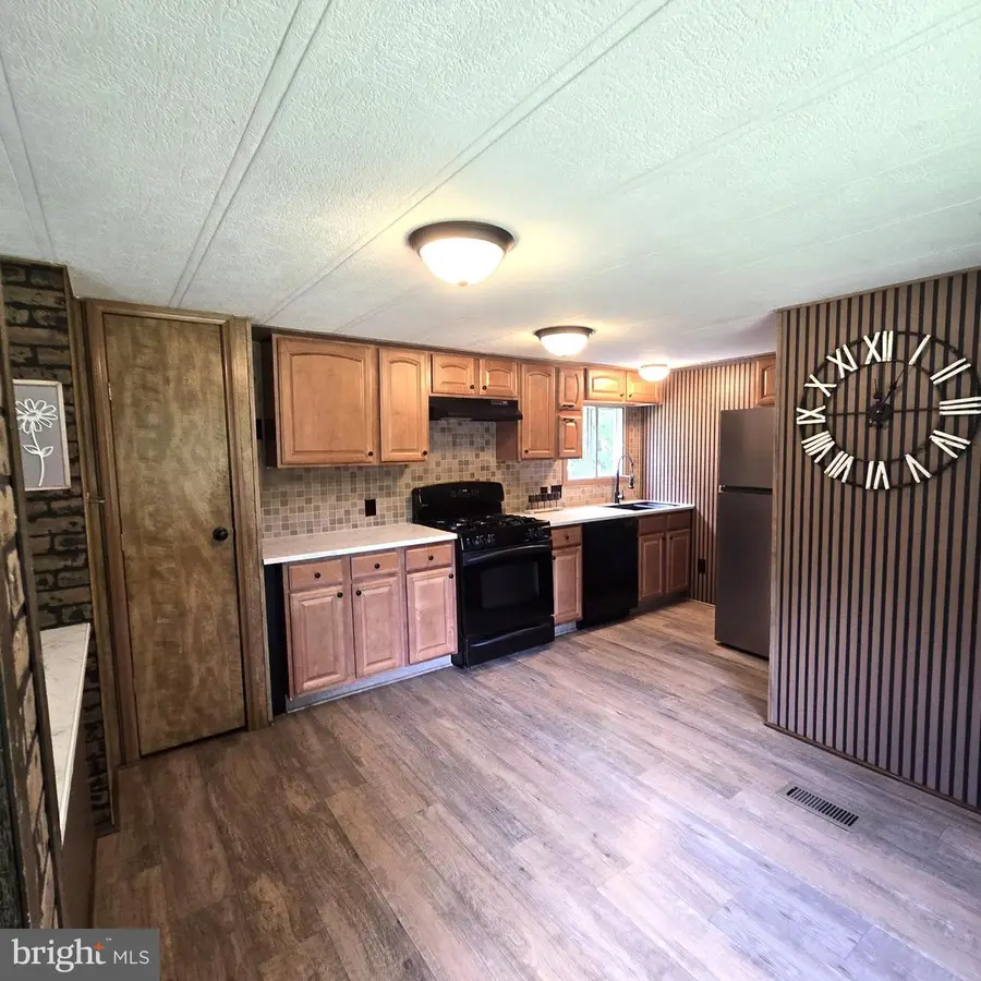 185 Hunt Dr, Kearneysville, WV 25430 - #2