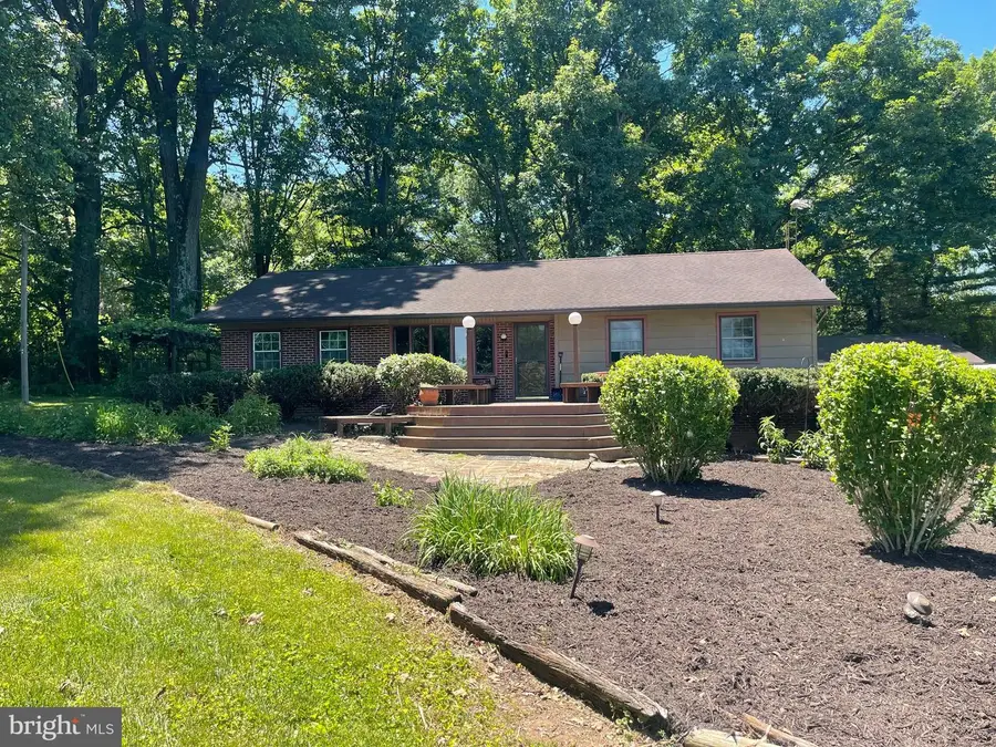 561 Billmyer Mill Rd, Shepherdstown, WV 25443 - #2