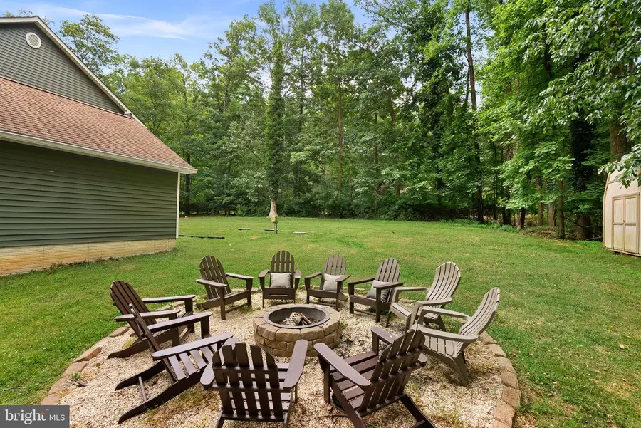 1534 Lakeside Dr, Harpers Ferry, WV 25425 - #3