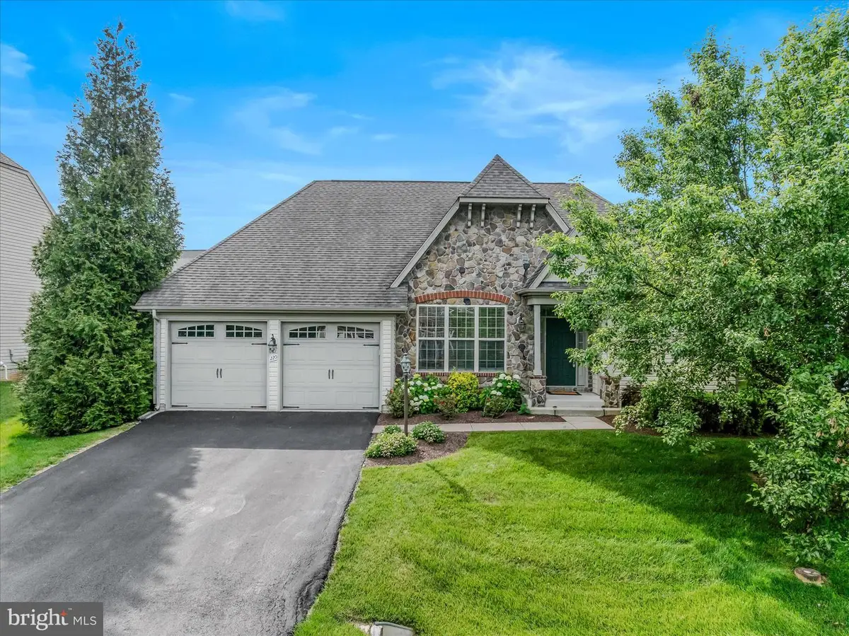 220 Lewis Washington Dr, Charles Town, WV 25414 - #1