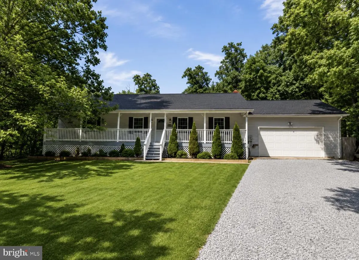 885 Wild Rose Ln, Harpers Ferry, WV 25425 - #1