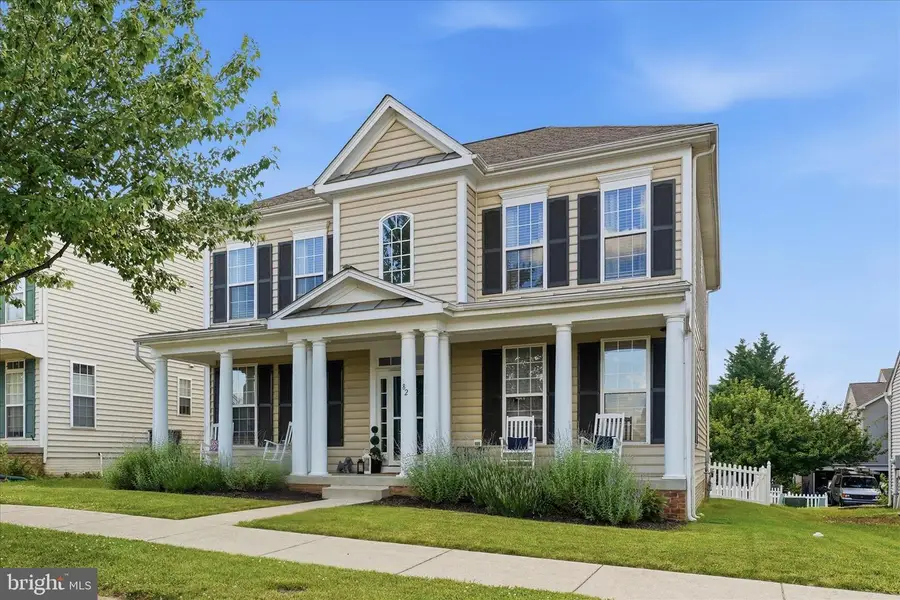 82 Braddock St, Charles Town, WV 25414 - #2