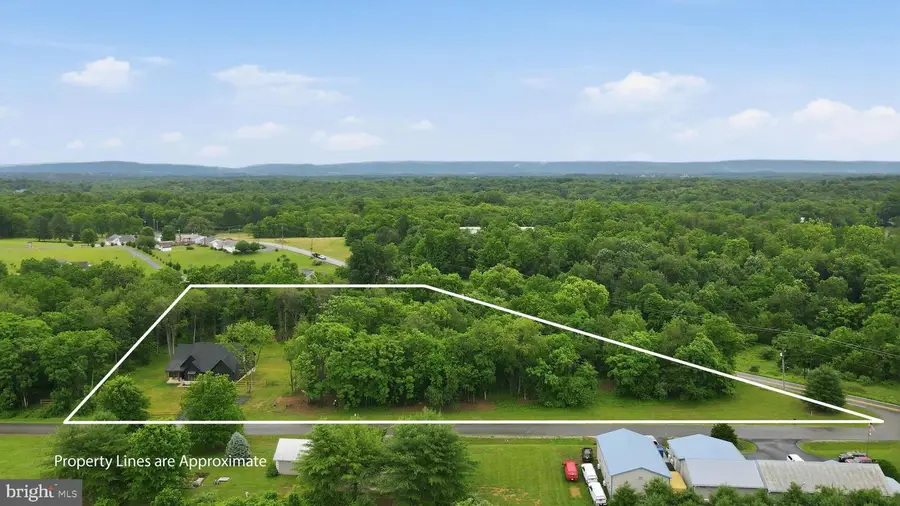 114 Southpaw Ln, Shepherdstown, WV 25443 - #3