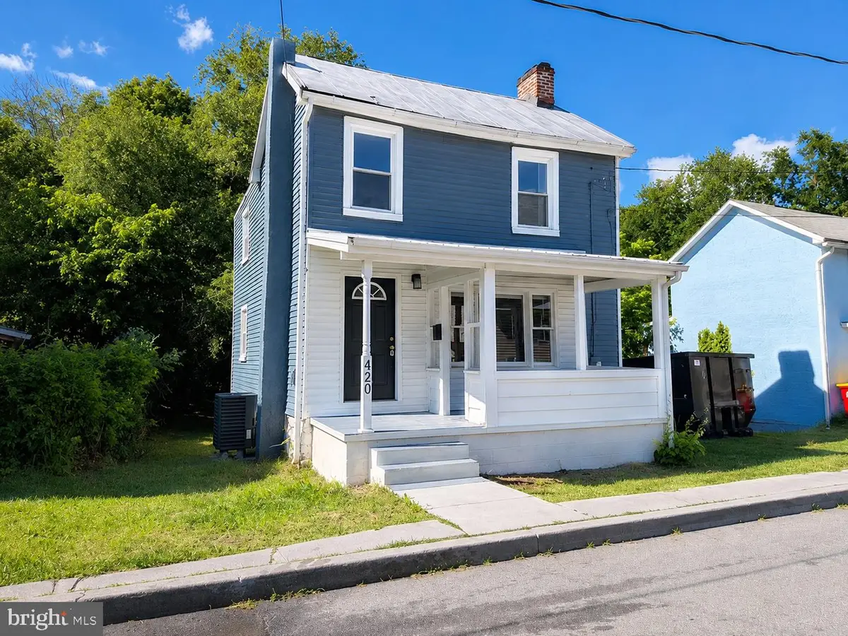 420 North St E, Charles Town, WV 25414 - #1