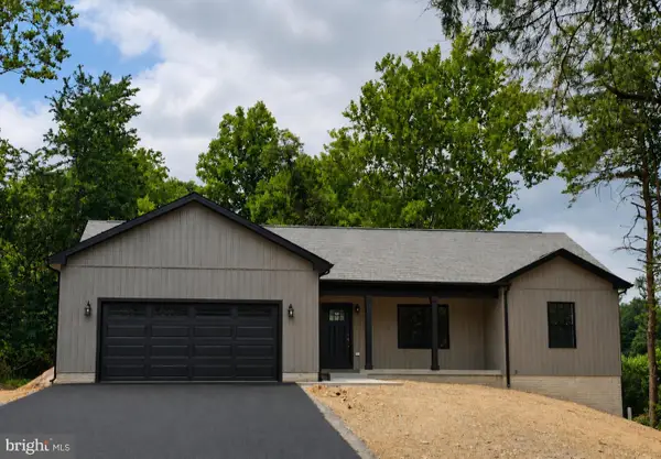 368 Cedar Hill Dr, HARPERS FERRY, WV 25425