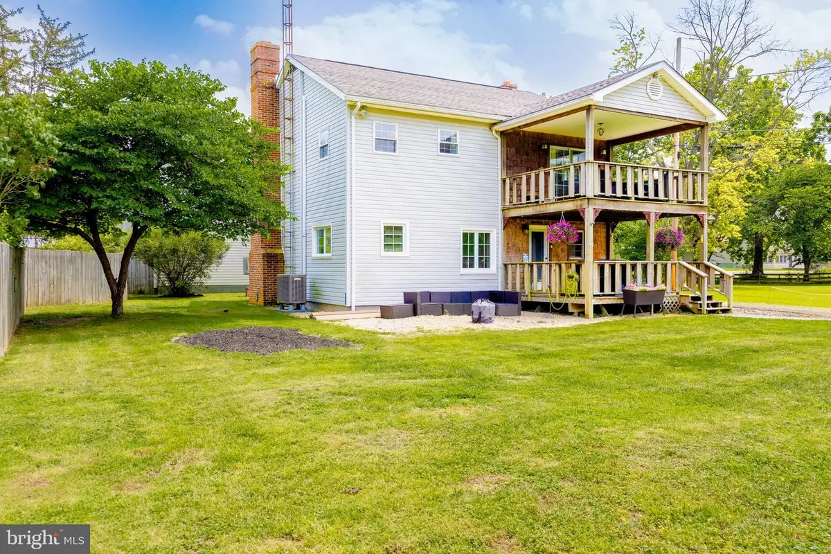 24 Pigtail Ln, Kearneysville, WV 25430 - #1