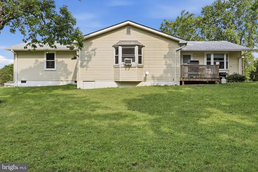 357 Happy Creek Dr, Kearneysville, WV 25430 - #2