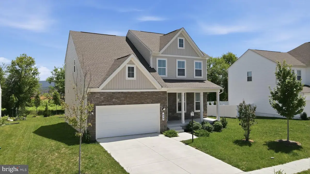 639 Barksdale Dr, Charles Town, WV 25414 - #1