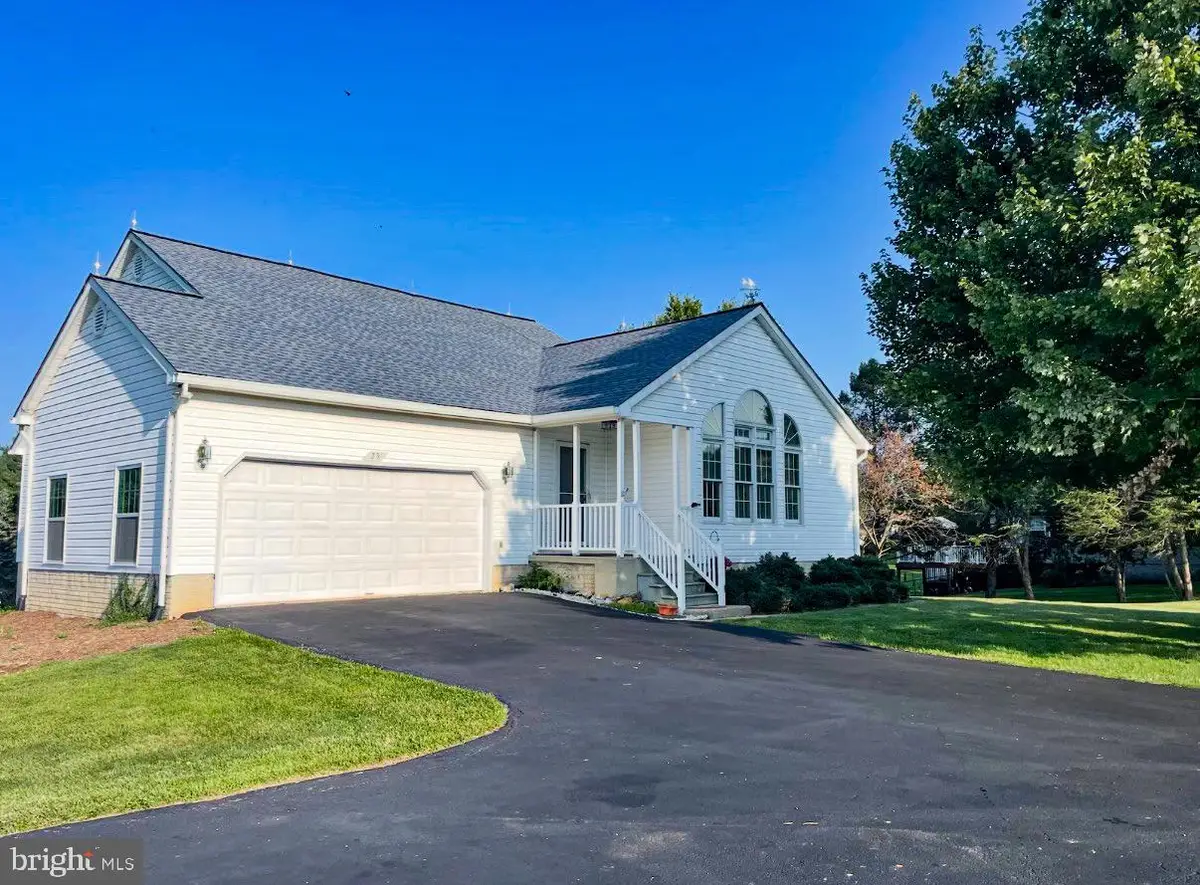 23 Teakwood Ct, Harpers Ferry, WV 25425 - #1