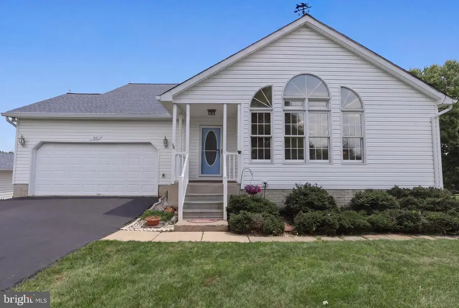 23 Teakwood Ct, Harpers Ferry, WV 25425 - #2