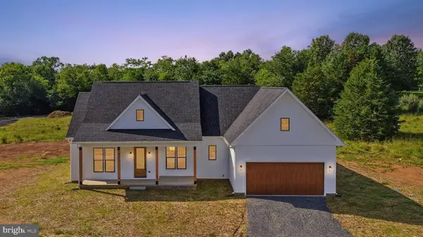220 Lily Pad Ln, SUMMIT POINT, WV 25446