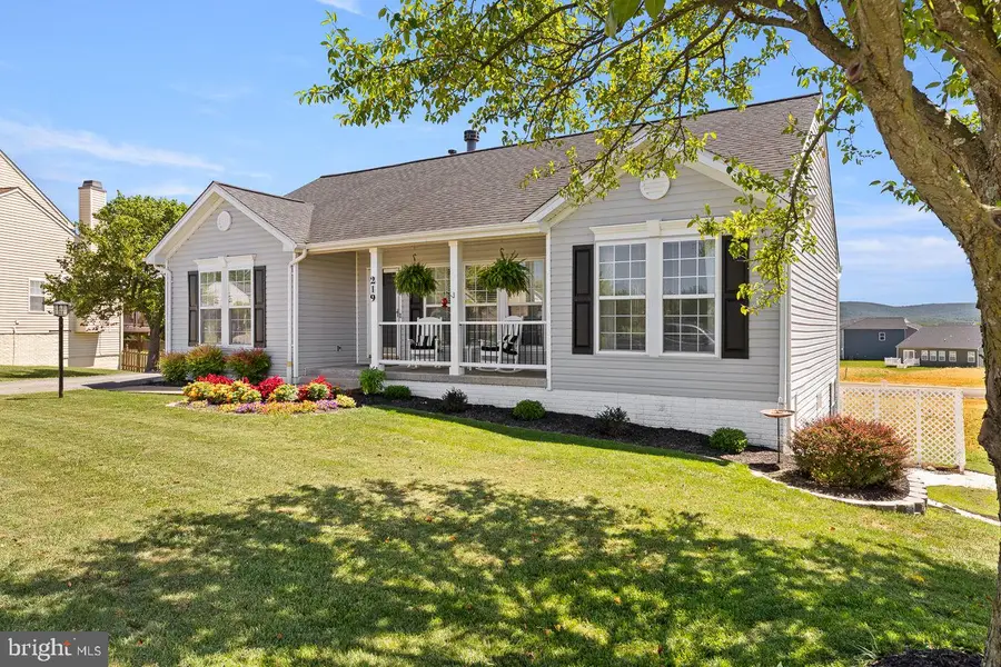 219 Crosswinds Dr, Charles Town, WV 25414 - #2