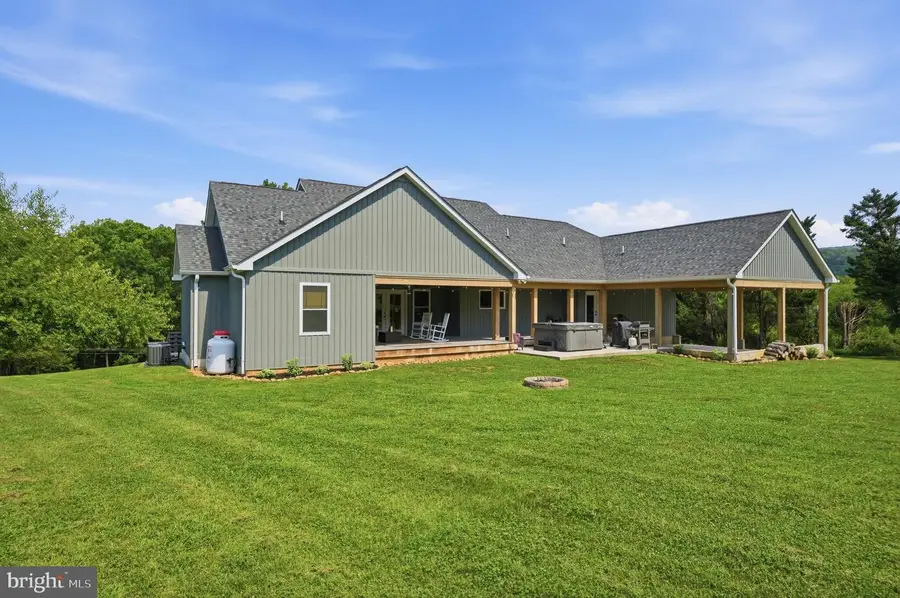 295 King Lear Dr, Charles Town, WV 25414 - #3