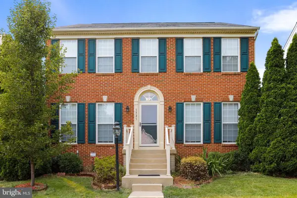 1325 Stallion St, RANSON, WV 25438
