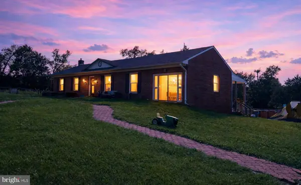 73 Doe Walk Ln, KEARNEYSVILLE, WV 25430