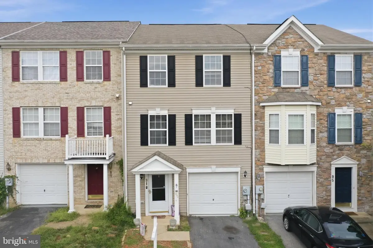91 Dunlap Dr, Charles Town, WV 25414 - #1