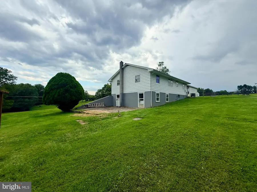 6463 Kabletown Rd, Charles Town, WV 25414 - #3