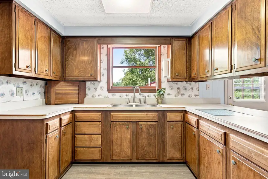 191 Whispering Echos Dr, Kearneysville, WV 25430 - #2