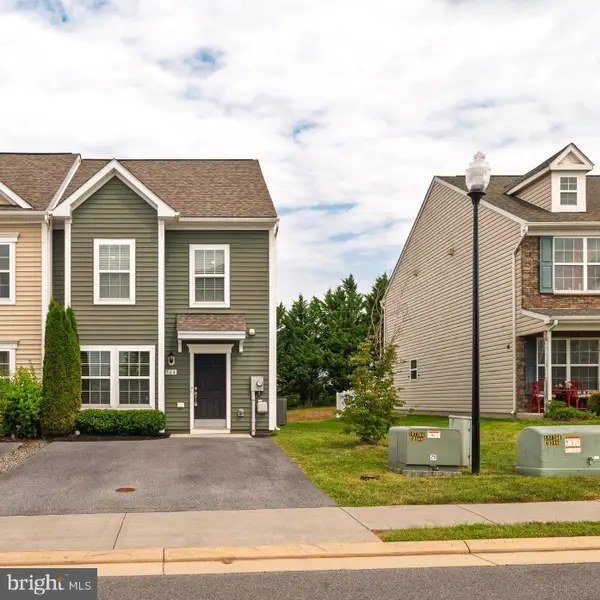 564 Thumper Dr, RANSON, WV 25438