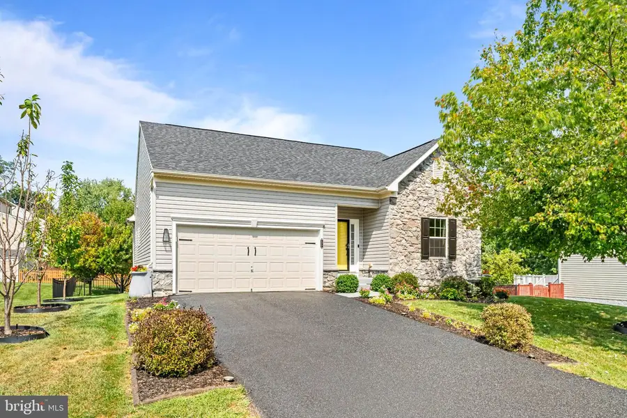 177 Killian Ln, Charles Town, WV 25414 - #2