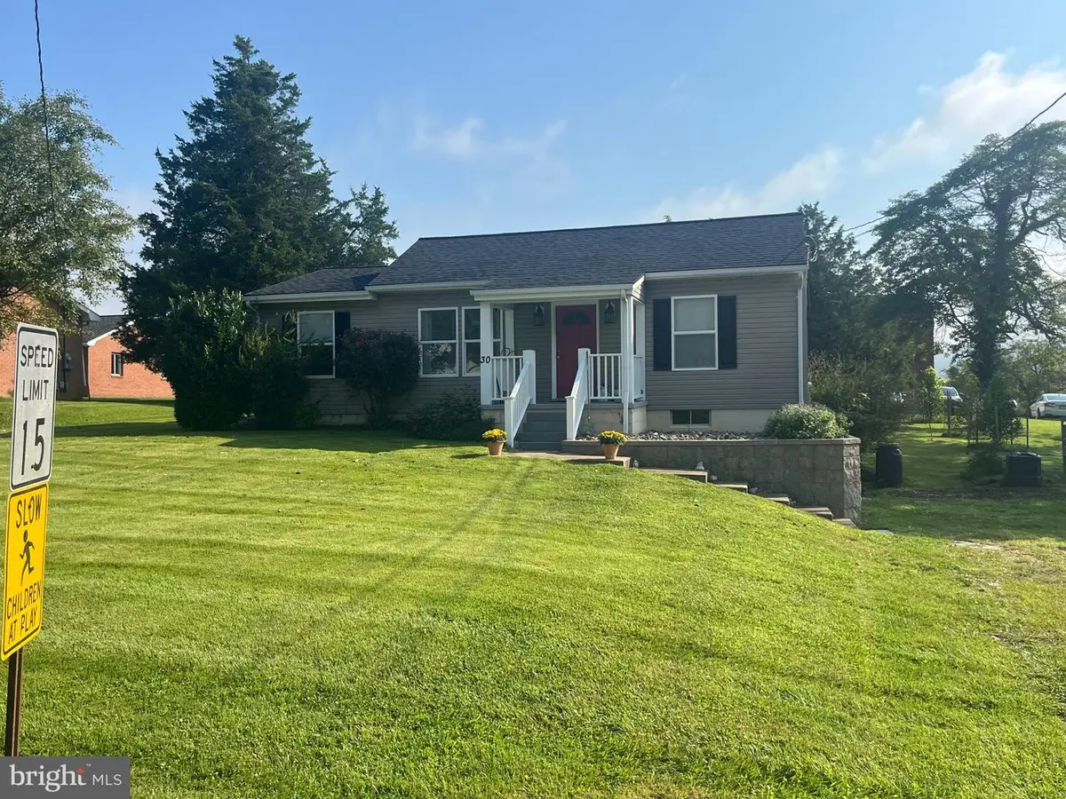 30 Elm St, Harpers Ferry, WV 25425 - #1