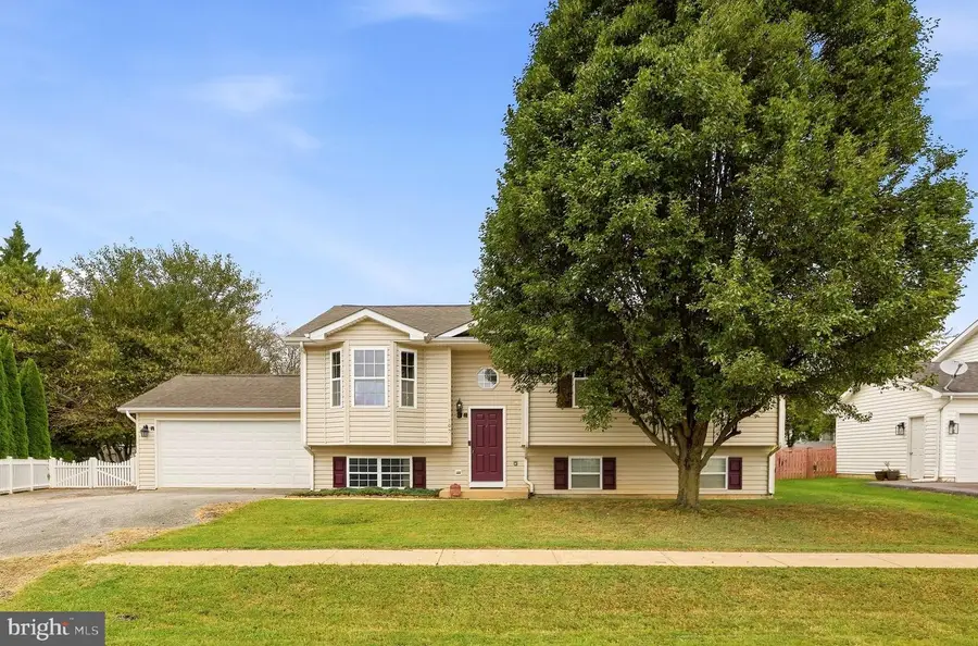 105 Brin Dr, Ranson, WV 25438 - #2