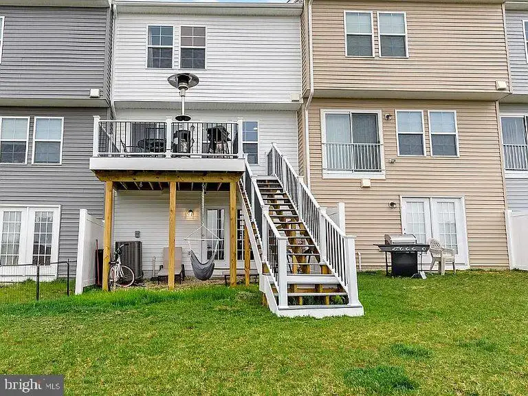 20 Orchard Green Dr, Charles Town, WV 25414 - #2