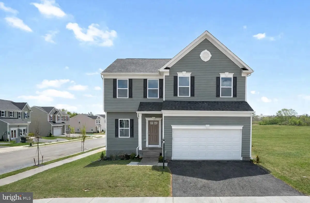 88 Freeman St, Ranson, WV 25438 - #1