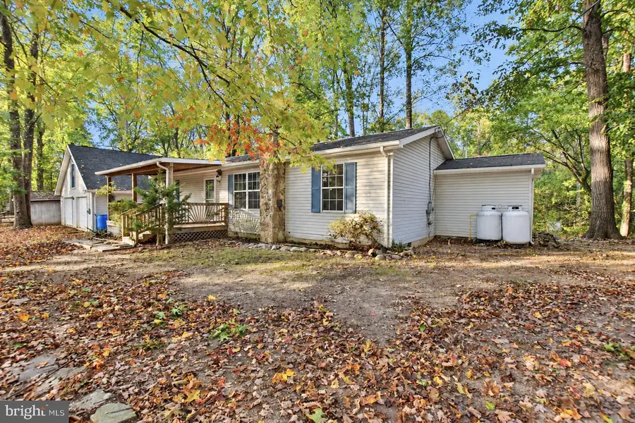 587 Gray Fox Rd, Harpers Ferry, WV 25425 - #2