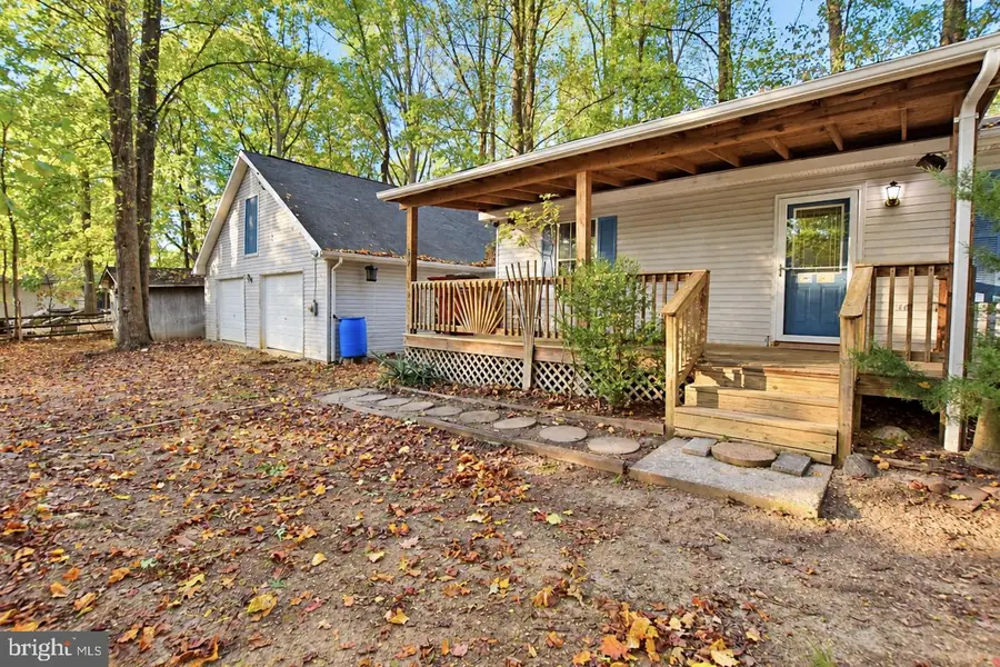 587 Gray Fox Rd, Harpers Ferry, WV 25425 - #3