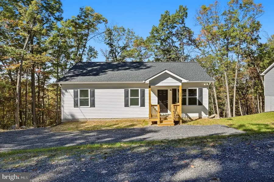 321 Windsong Rd, Harpers Ferry, WV 25425 - #2