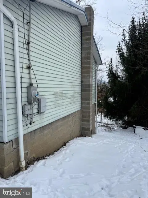 11 N Highland Ave, Moundsville, WV 26041 - #2