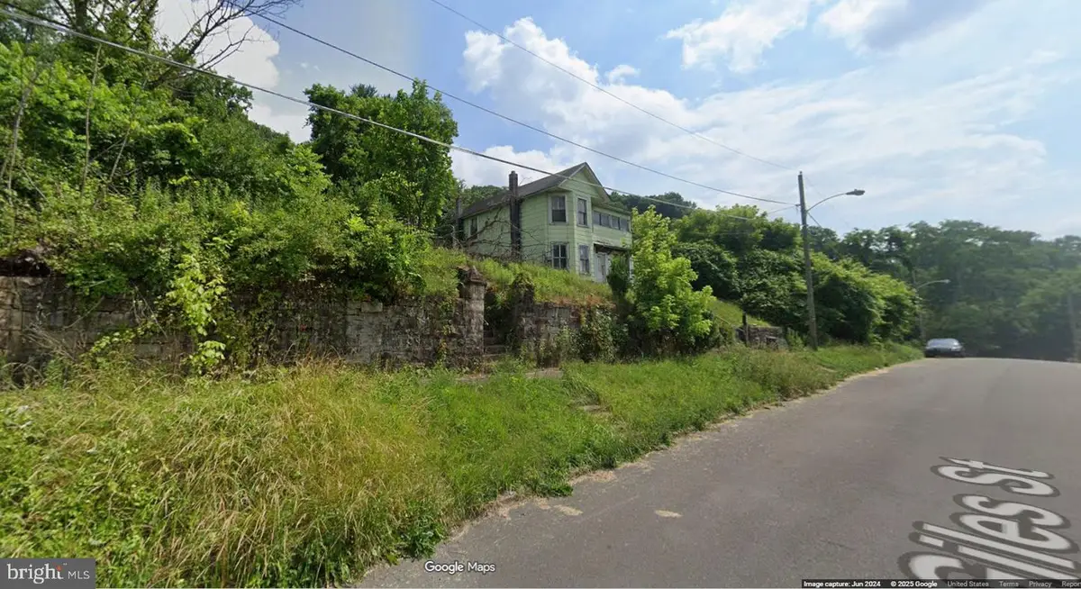 160 Giles St, Bluefield, WV 24701 - Image #1
