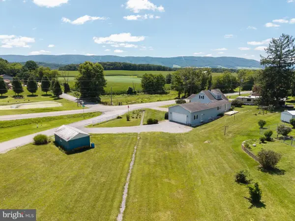 2305 Ballard Red Sulphur Pkwy, PETERSTOWN, WV 24963