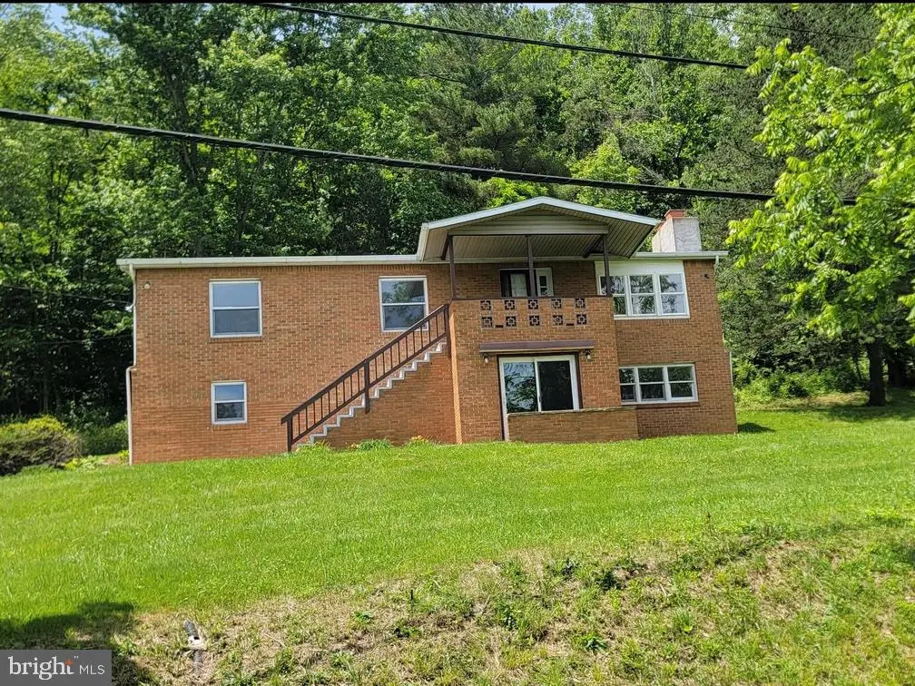 46 Pounds Hollow Rd, Morgantown, WV 26508 - #1