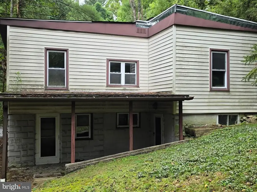 1139 Hampton Ave, Morgantown, WV 26505 - #2