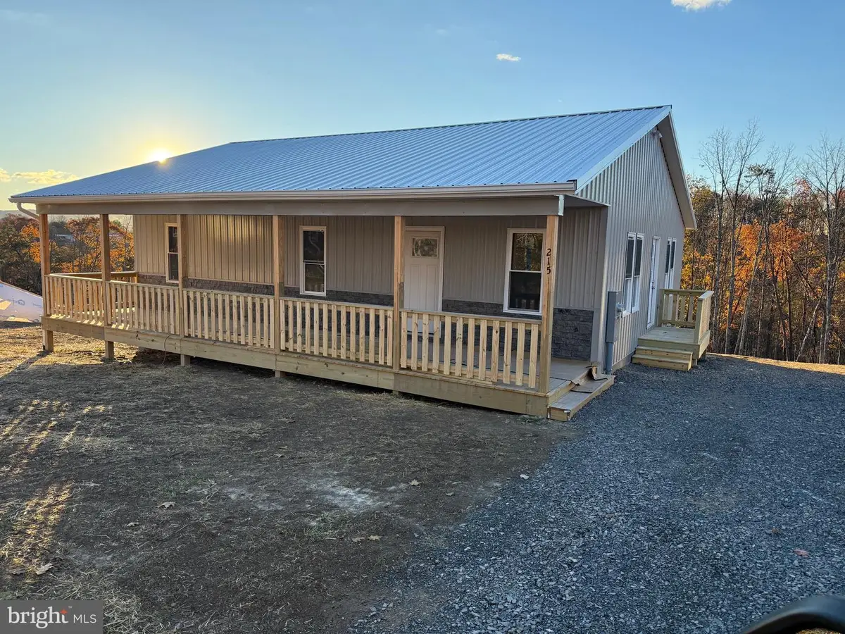 215 Grand View Dr, Keyser, WV 26726 - Image #1