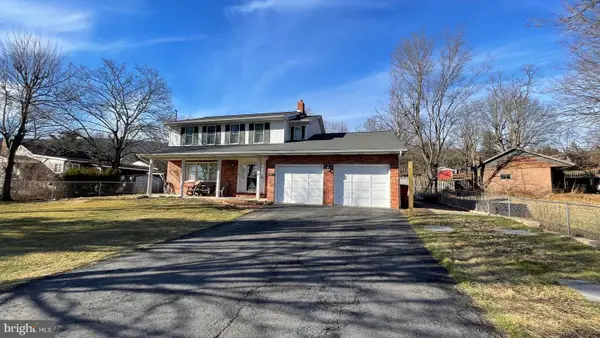 81 Lester St, KEYSER, WV 26726